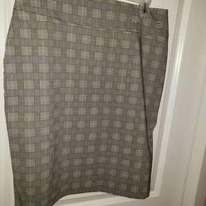 Soho Apparel Ltd pencil skirt